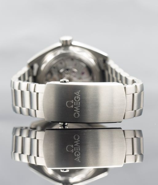 Omega Planet Ocean 215.90.44.21.99.001